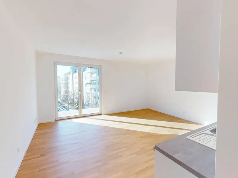 Schicke 2-Zimmer-Wohnung mit Einbauküche und Balkon in Berlin-Lichtenberg — photo 1